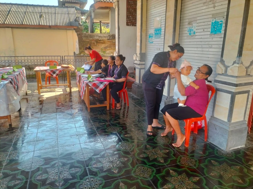 POSYANDU ILP DI BANJAR DINAS BURUAN KELOD DAN BANJAR DINAS BENANA KELOD DESA BURUAN